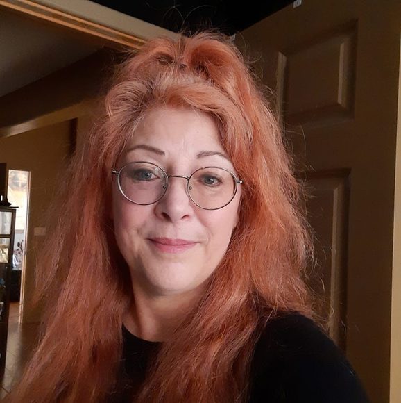 Meet your Posher, Michelle - Picture 1 of 1